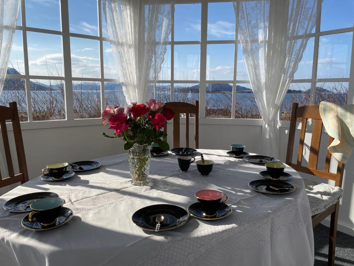 Kraen Gard Villa Larsnes Exteriör bild