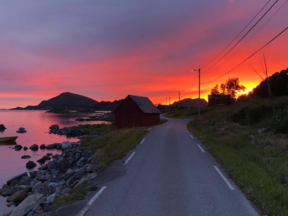 Kraen Gard Villa Larsnes Exteriör bild