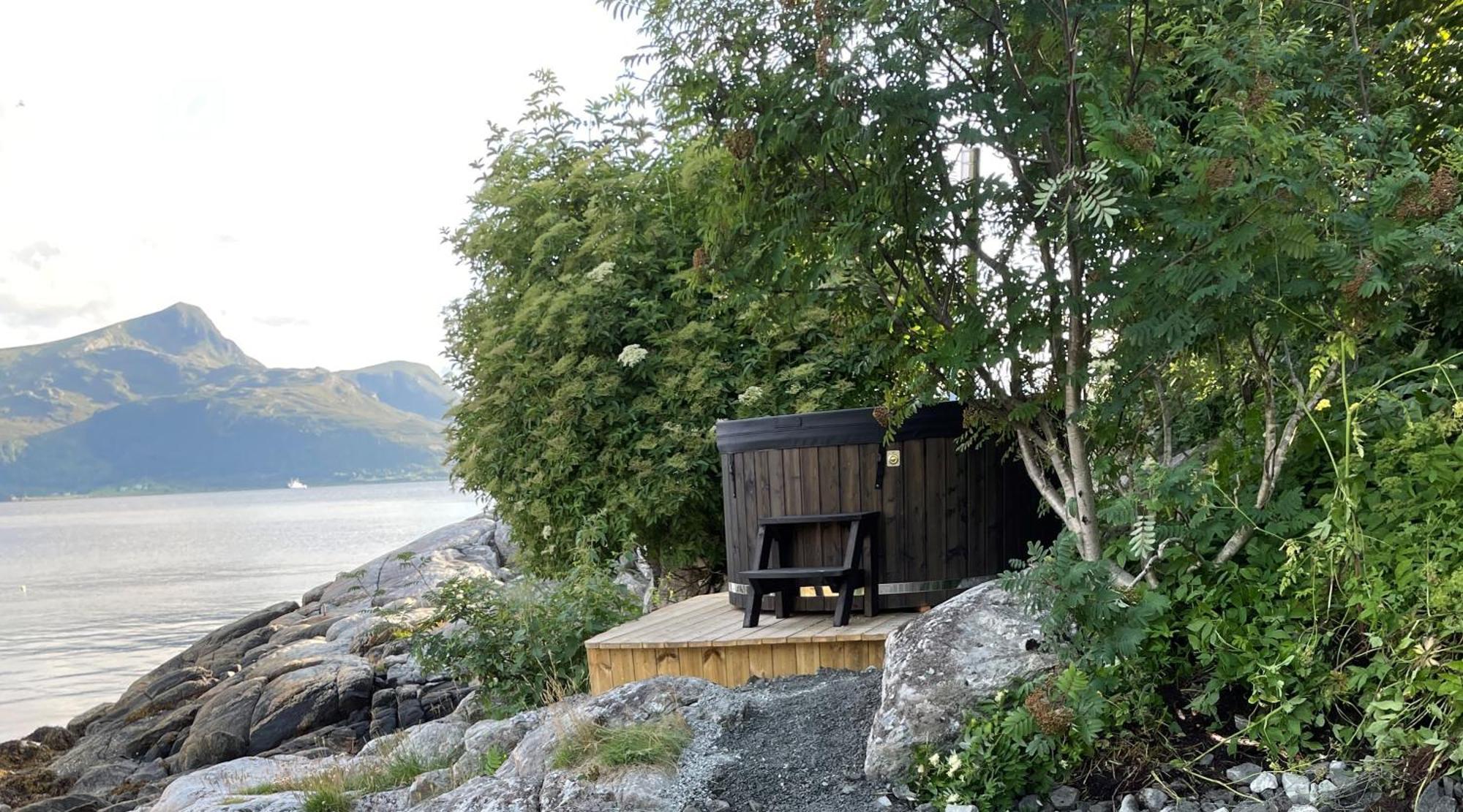 Kraen Gard Villa Larsnes Exteriör bild