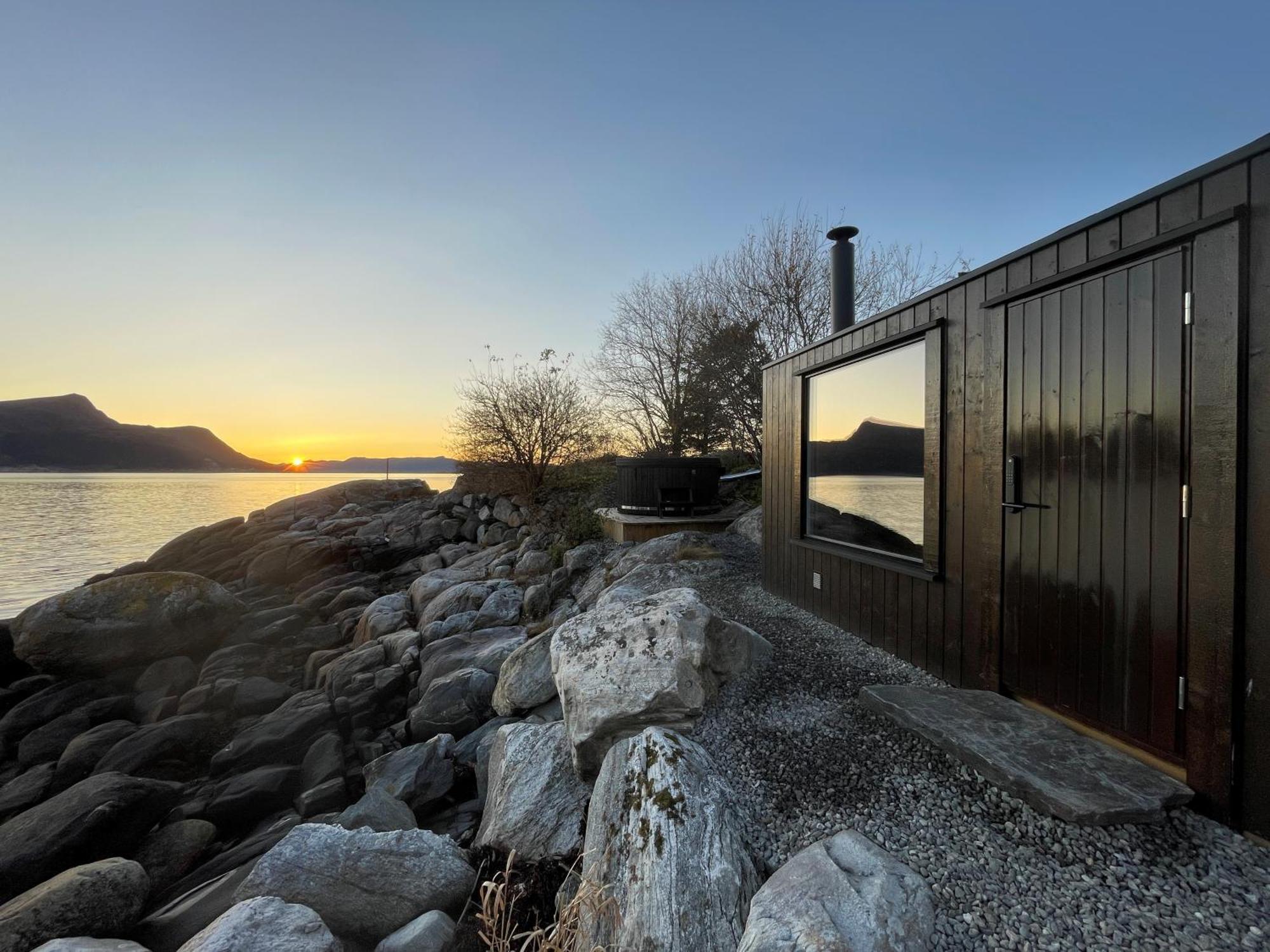 Kraen Gard Villa Larsnes Exteriör bild
